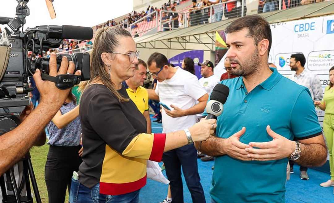 Na abertura dos Jogos Escolares em Rio Branco, Nicolau Júnior parabeniza o Acre pelo 60 anos de emancipação