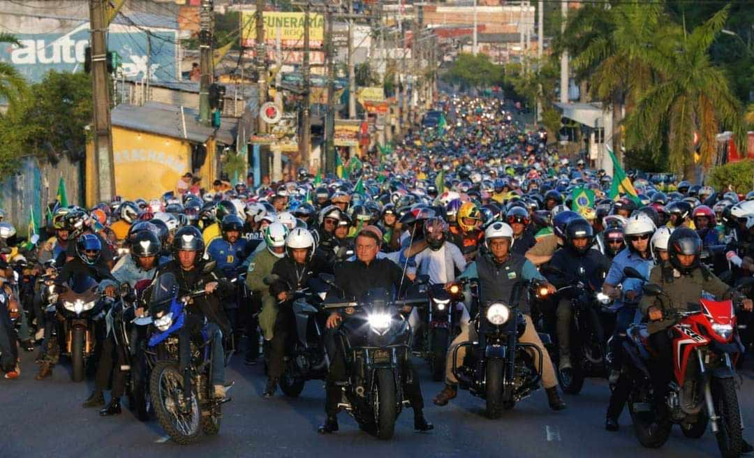Um dia após cancelar presença na Marcha Para Jesus no Acre, Bolsonaro participa de motociata e evento de igreja em Manaus