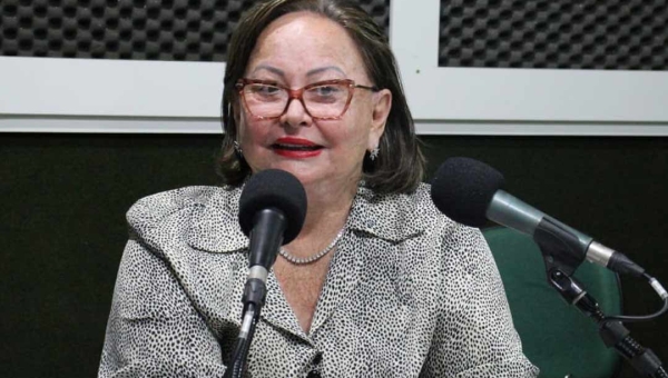 Vanda Milani assina pedido de CPI para investigar alta nos preços dos combustíveis