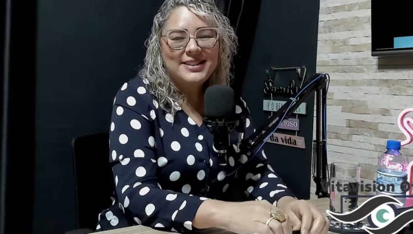 Secretária de Saúde de Rio Branco destaca gestão, fala sobre cobertura vacinal e combate à dengue