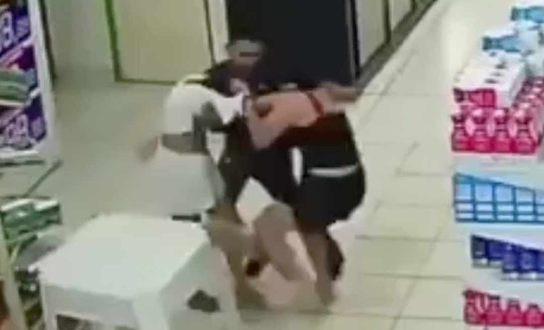 Esposa encontra amante do marido em comércio do Bujari e o pau canta