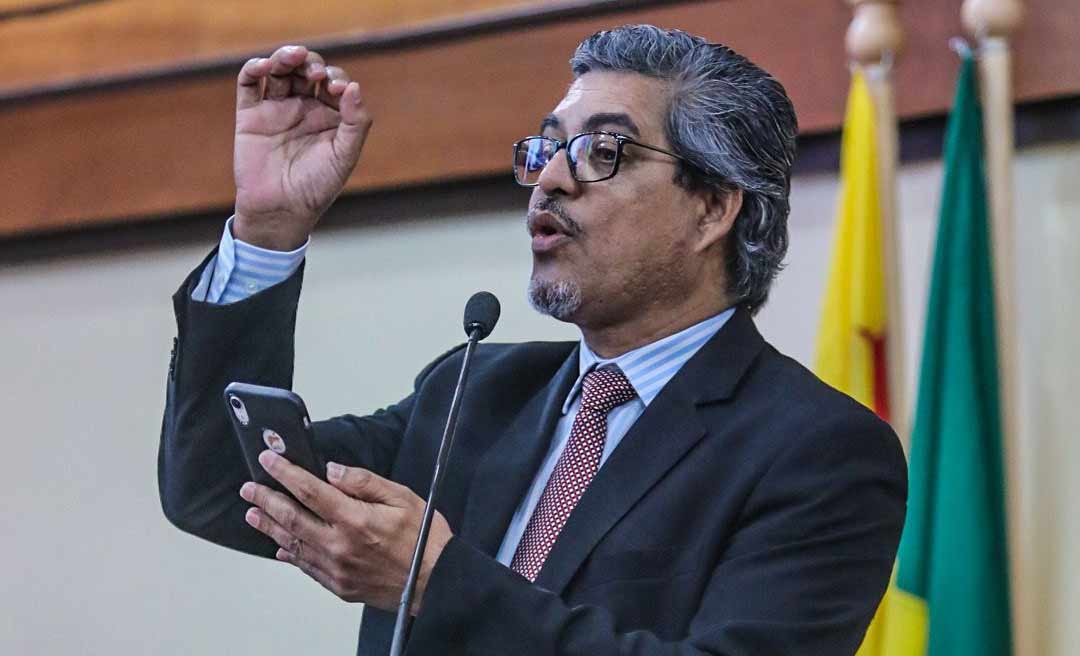 Edvaldo inclui trabalhadores do Depasa e Saneacre em PEC que garante indenização em caso de demissão sem pagamento de verbas rescisórias