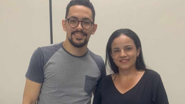 Vereadora Therezinha Fernandes, de Rodrigues Alves, vai à sede da SEE em Rio Branco e cobra normalização do transporte escolar