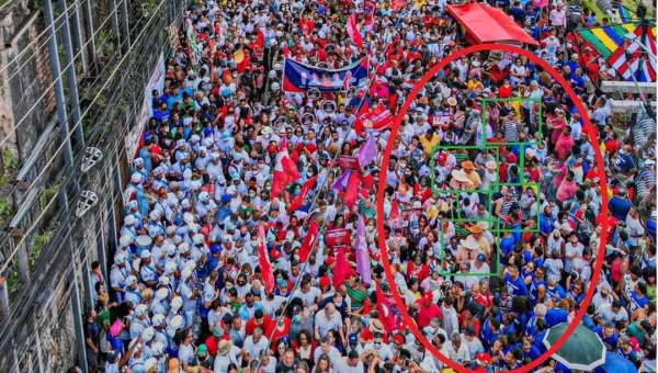 Campanha de Lula publica foto com pessoas duplicadas em evento da Independência na Bahia