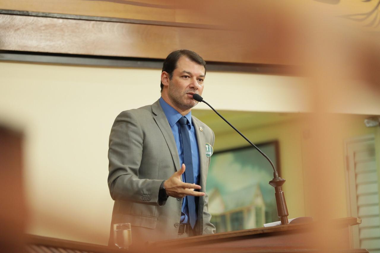 Roberto Duarte diz que Comissão de Saúde da Aleac tem sido omissa com relação a morte de bebês no Acre