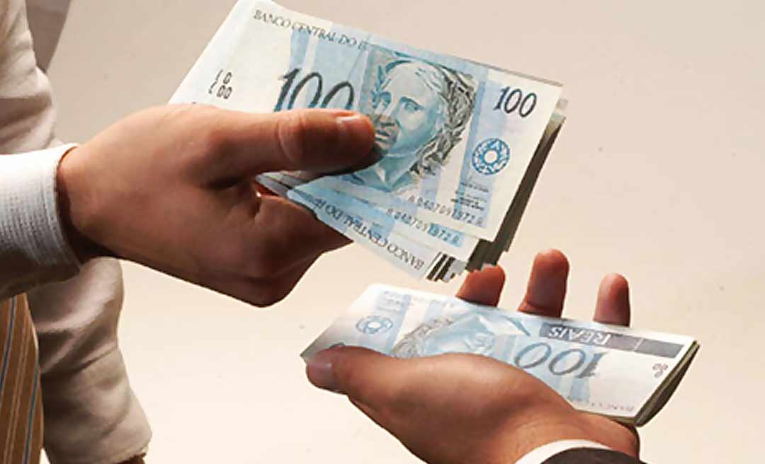 Emenda Constitucional que garante pagamento de indenização extraordinária a ex-servidores do Detran e Saneacre é publicada