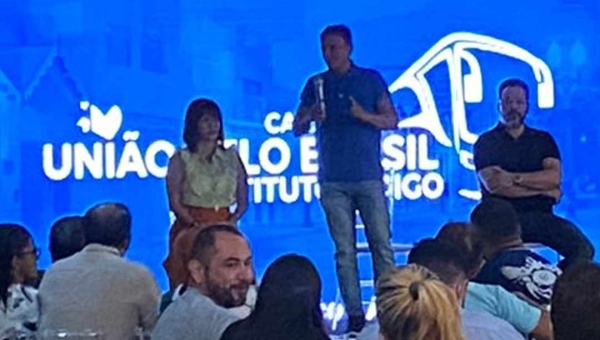 Em encontro do União Brasil, Bittar critica a esquerda e diz que Jorge Viana torcia para um rompimento entre ele e Gladson