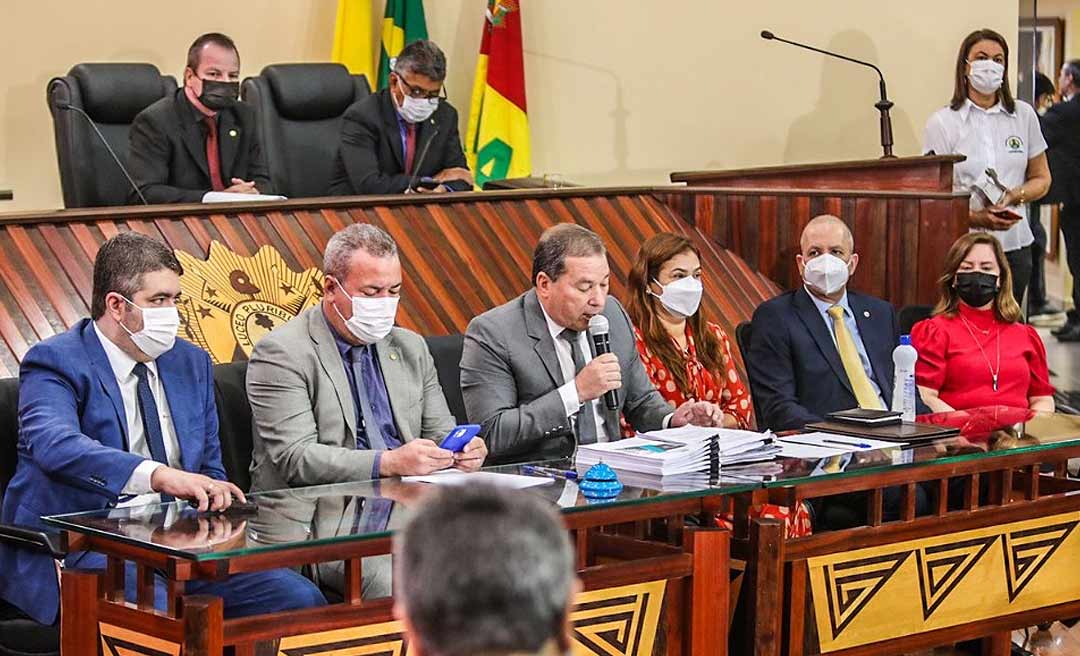 Lei de Diretrizes Orçamentárias 2023 é discutida em audiência pública na Aleac