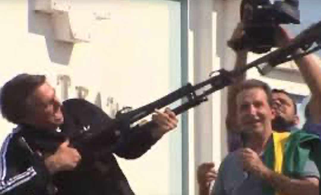 Bolsonaro diz que “fuzilar a petralhada do Acre” foi em sentido figurado