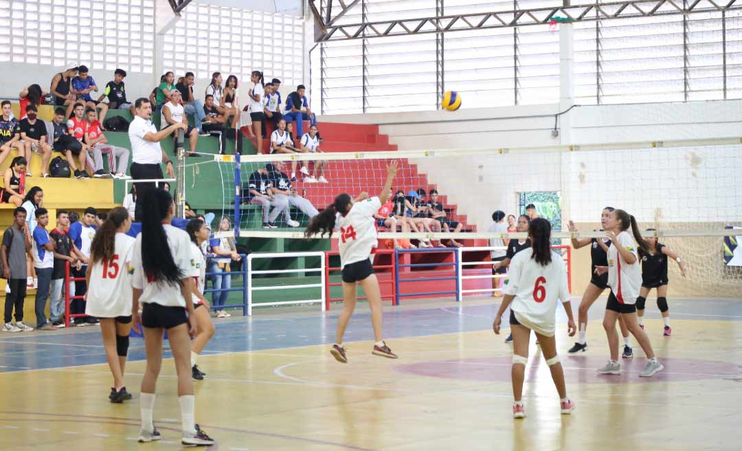 Voleibol movimenta fase municipal dos Jogos Escolares em Rio Branco