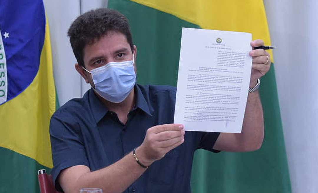 Gladson sanciona PL que cria “Hora do Colinho” em hospitais para bebês órfãos ou isolados dos pais