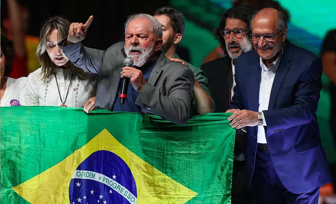 PT oficializa candidatura de Lula à Presidência da República durante convenção em São Paulo
