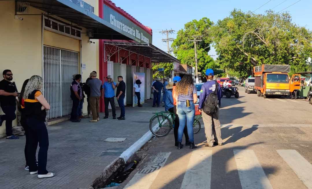 Saída da Cavalgada atrasa por falta de participantes no evento de abertura da Expoacre 2022