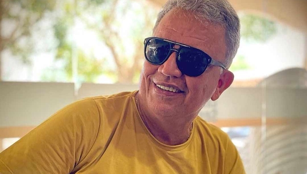 Petecão mais do que triplica o patrimônio durante o mandato, diz colunista