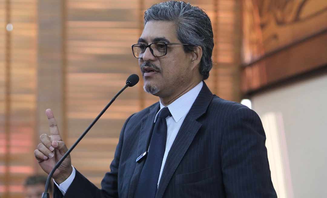 Deputado Edvaldo Magalhães confirma que vai disputar a reeleição