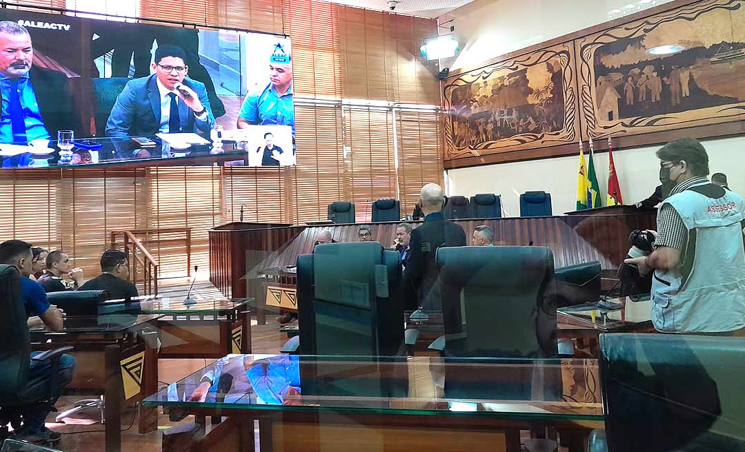 Comissões de Constituição e Justiça e de Serviço Público realizam audiência para discutir situação do concurso do ISE