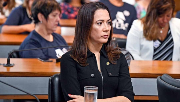 Procurador eleitoral pede impugnação da candidatura de Mailza Gomes, vice na chapa de Gladson Cameli 