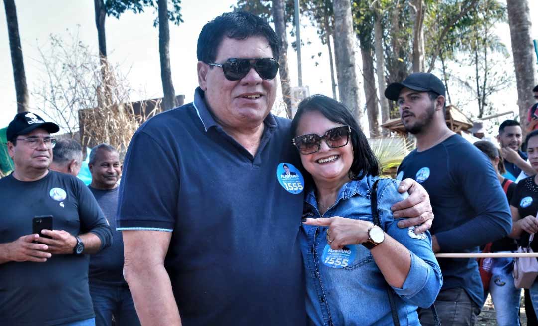 Flaviano Melo destaca o trabalho de seu pai pelo Calafate durante Caminhada da Esperança no bairro