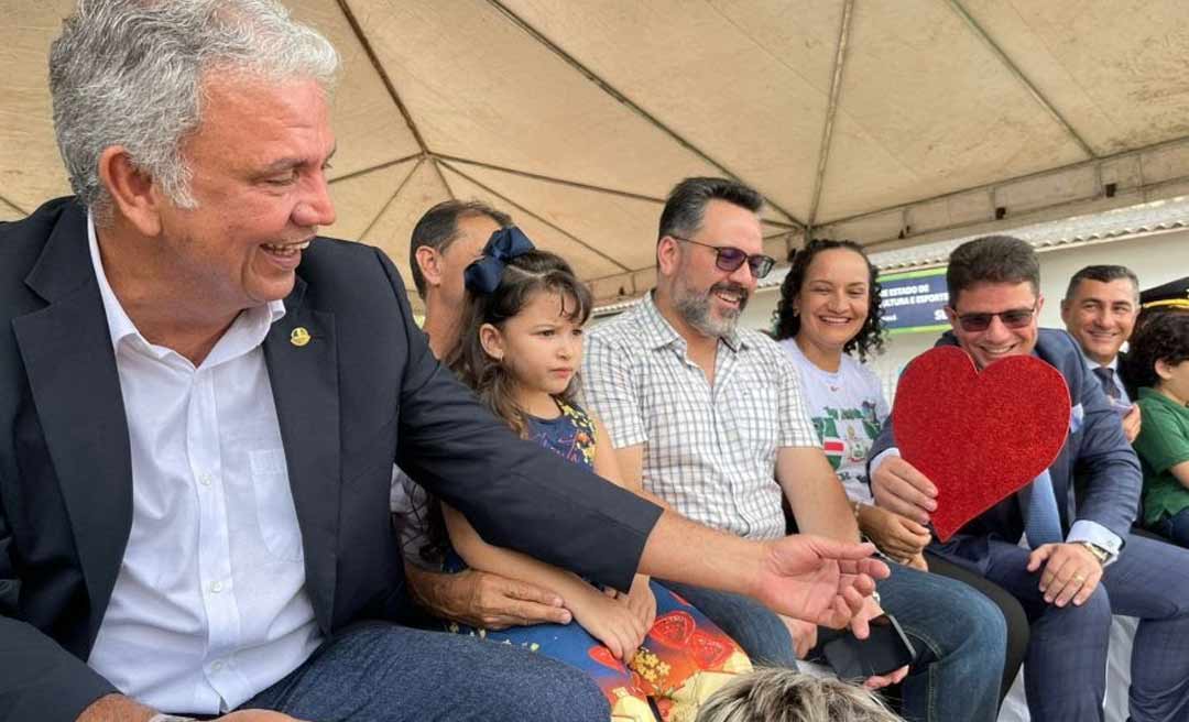 "É melhor estar na bagaceira do que na roubalheira", diz Petecão ao responder provocação de Gladson Cameli