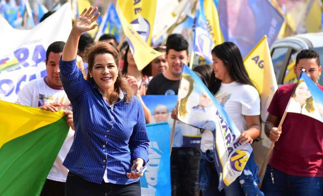 Em caminhada pela Baixada, Mara Rocha afirma que jovens terão o incentivo de bolsas de estudos e cursos técnicos