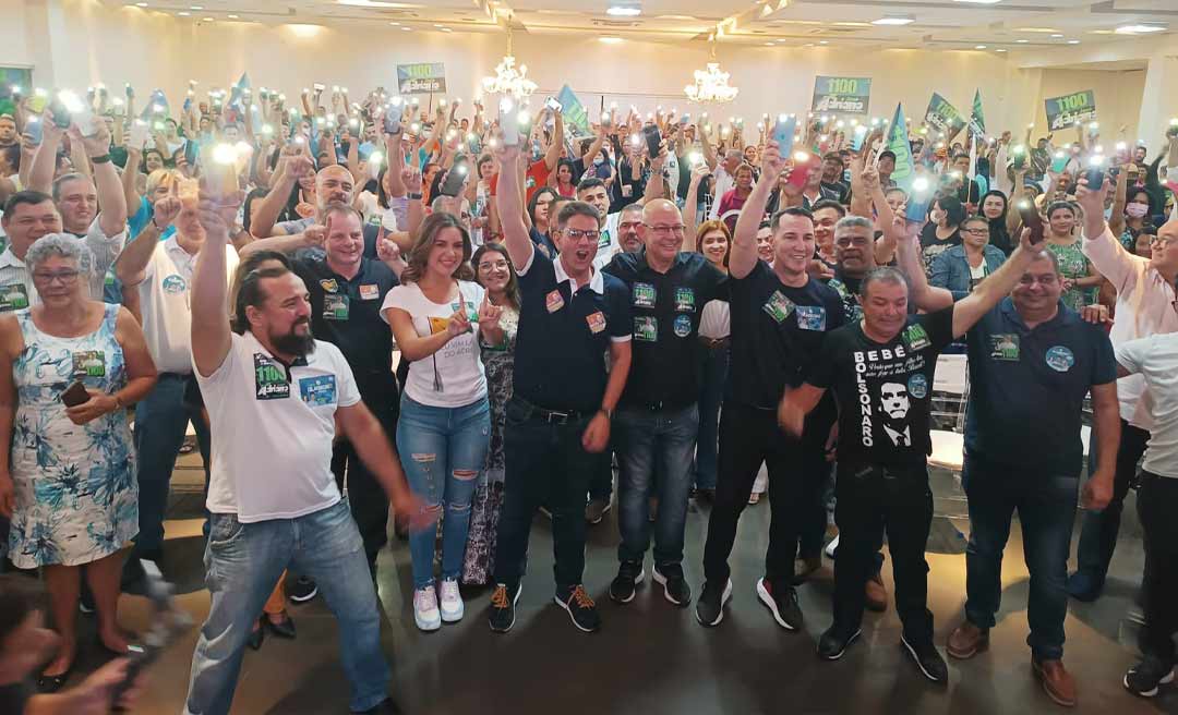 Em reunião com empresários e centenas de trabalhadores, Gladson fala em propostas para a economia