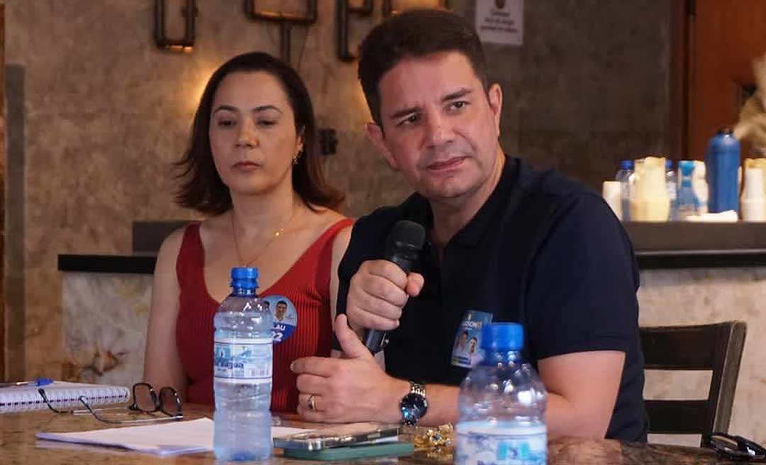 A empresários do setor madeireiro, Gladson faz balanço do governo e fala em geração de emprego e renda