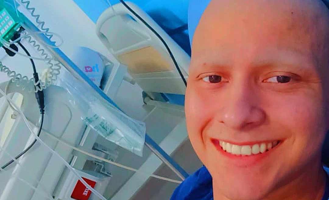 Para manter jovem vivo, família pede ajuda para comprar remédio que custa R$ 33 mil