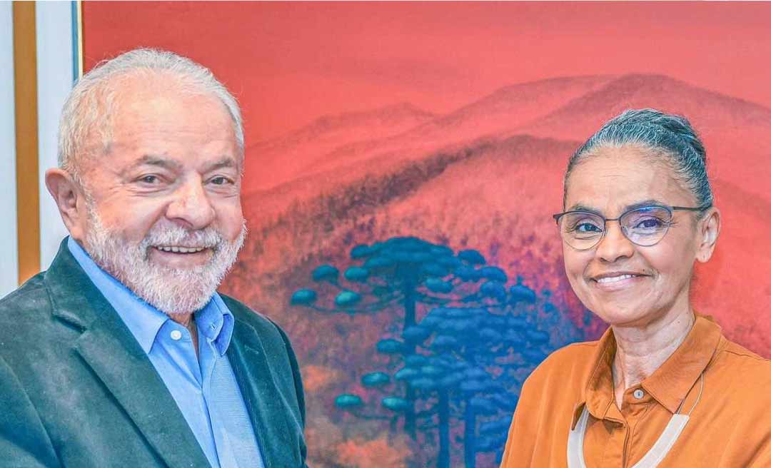 Marina Silva anuncia apoio à candidatura de Lula citando riscos à democracia