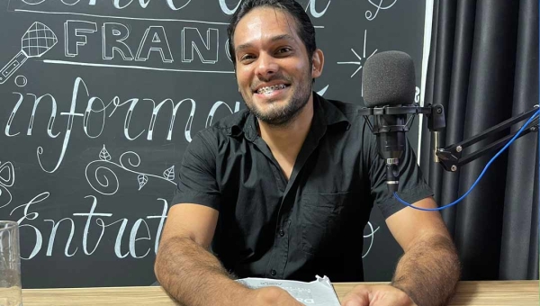 O Petecão é um engodo e temos três senadores pífios, diz David Hall em podcast