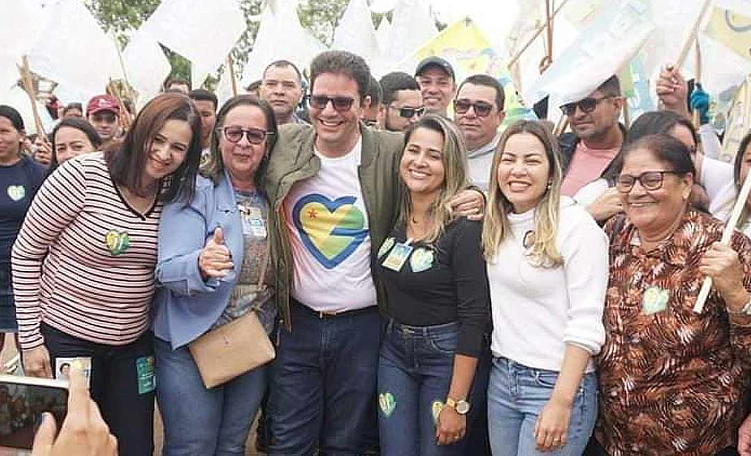 Prefeita rebelde do PT, Fernanda Hassem faz campanha com Gladson em Brasileia