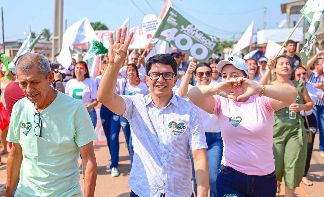 Dr. Jenilson faz caminhada no Bujari e recebe apoio na disputa pelo Senado