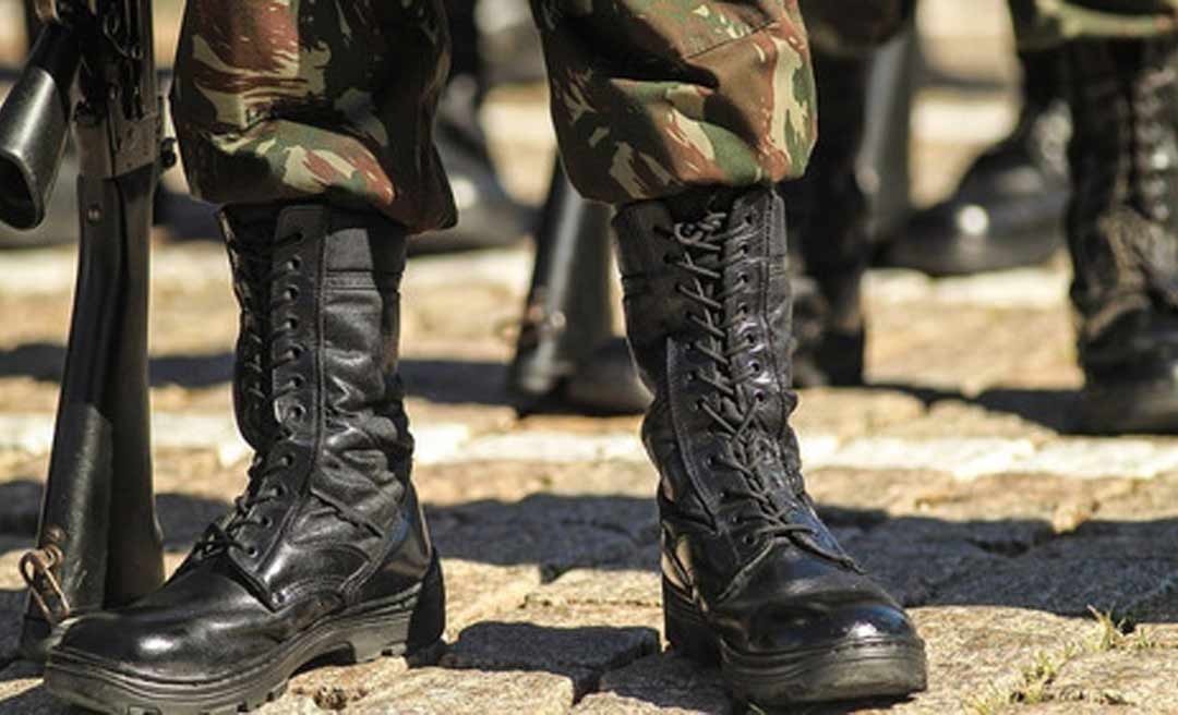 TCU interrompe compra de R$ 38 milhões em coturnos do Ministério da Justiça