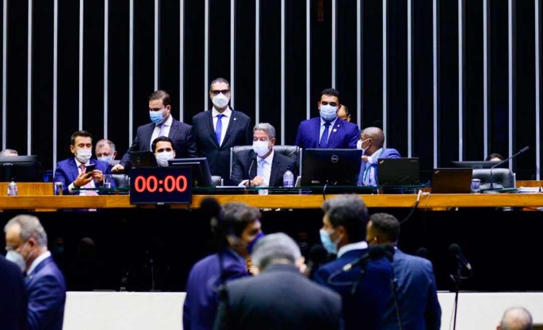 1 a cada 5 deputados duplica patrimônio em 4 anos; 69% estão melhores hoje que em 2018