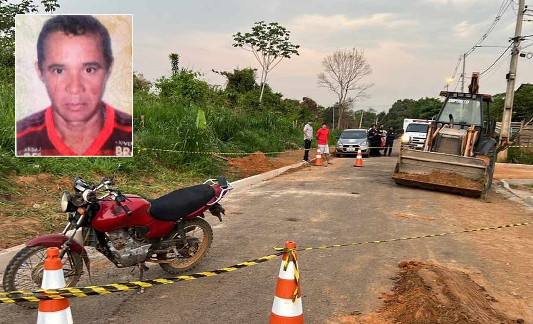 Motociclista morre após ser atingido por retroescavadeira no interior do Acre