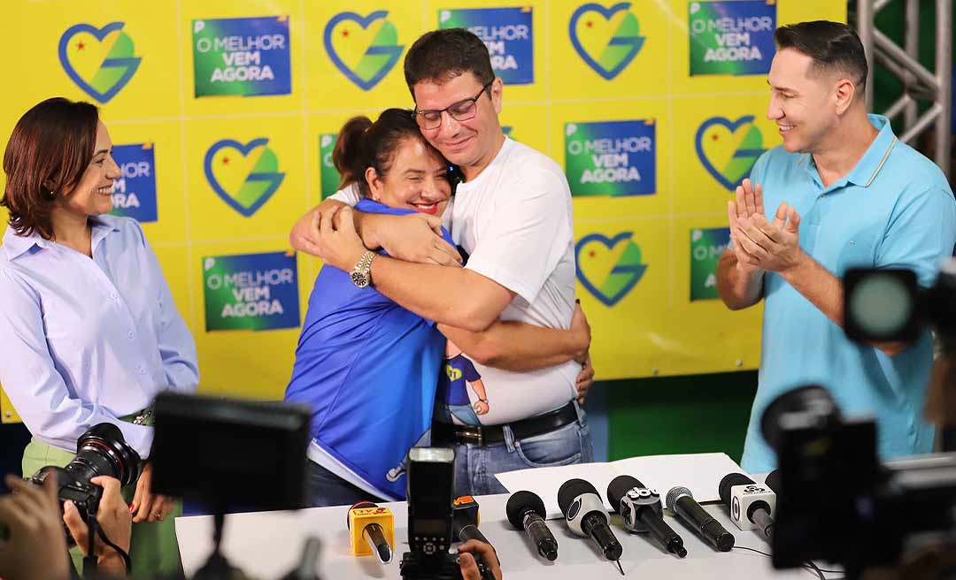 Gladson comemora vitória no 1º turno, abre as portas para Ney no Governo e afirma que buscará conversar com ex-aliados