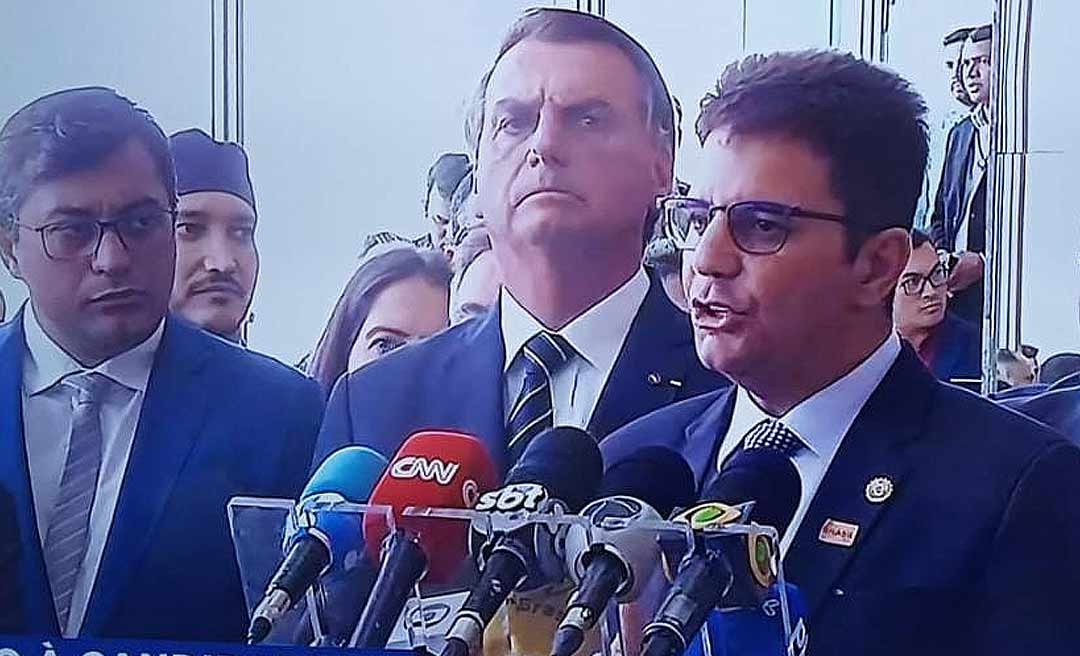 No Alvorada ao lado de Bolsonaro e governadores, Gladson reafirma apoio à reeleição do presidente