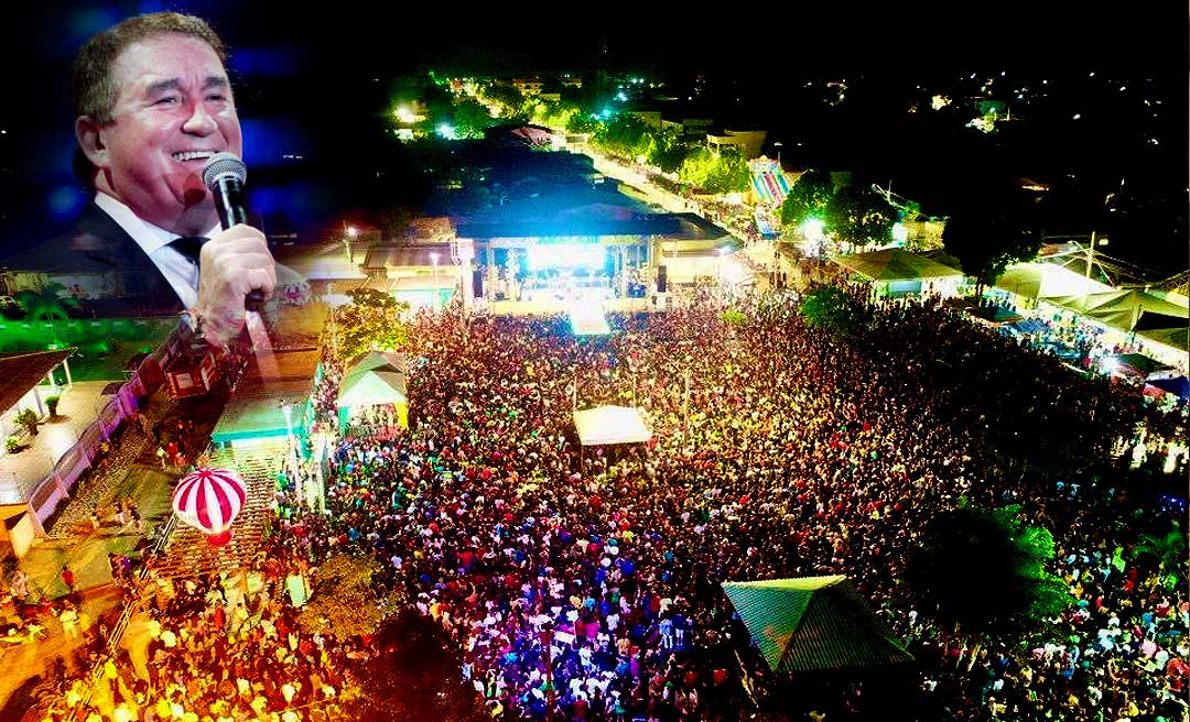 Tarauacá encerra Festival do Abacaxi com presença em peso da população em show de Amado Batista