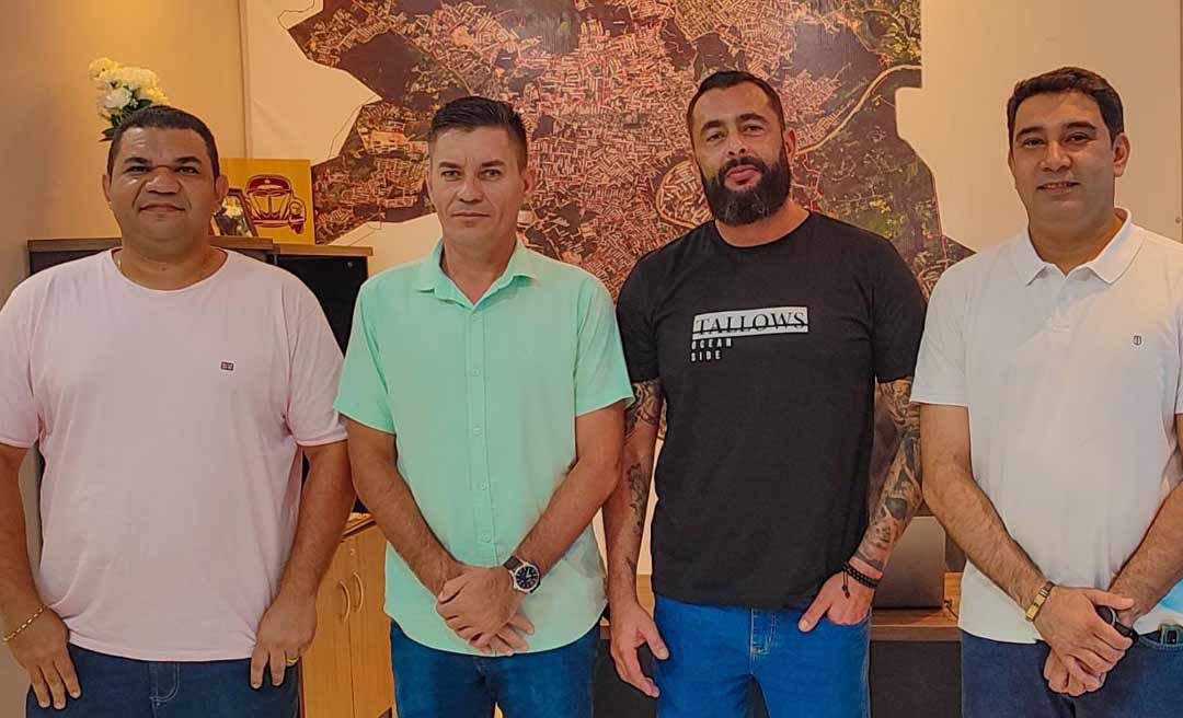 Vereadores fazem reunião para carimbar Raimundo Neném como presidente da Câmara Municipal