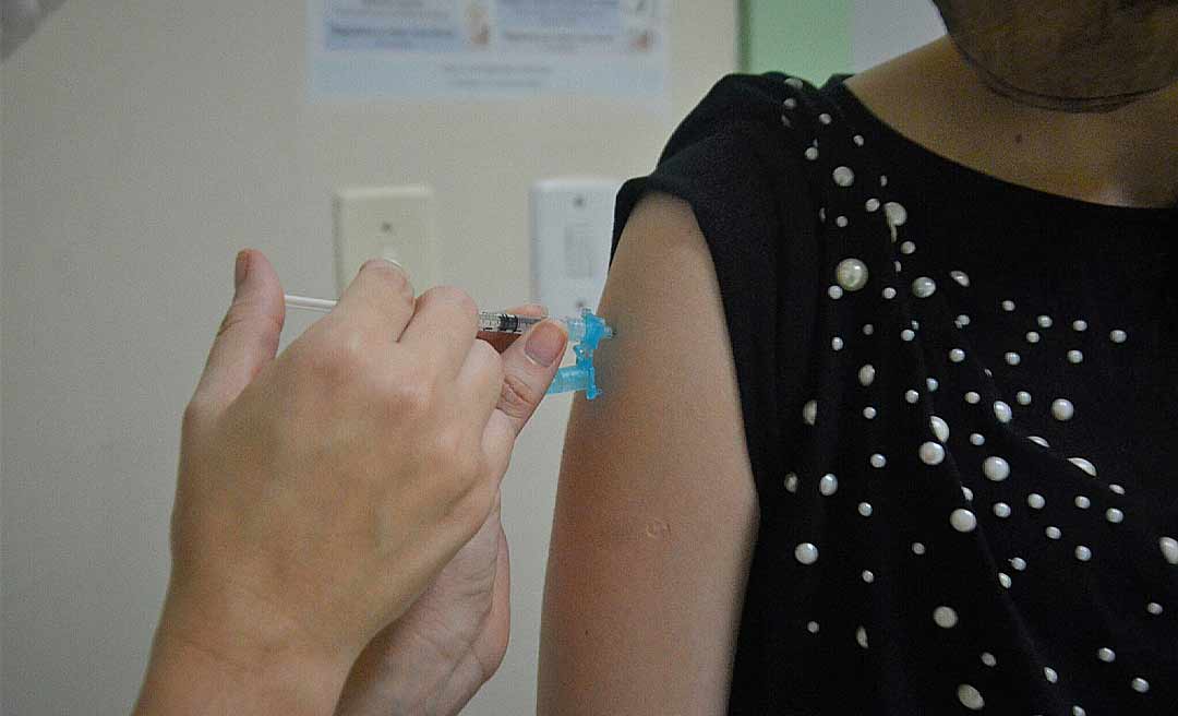 Governo oferece vacinação em atendimento noturno, feriados e fins de semana