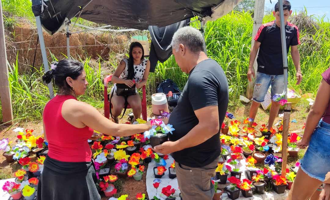 "Ano passado, mesmo com a pandemia as vendas foram melhores", afirma vendedora