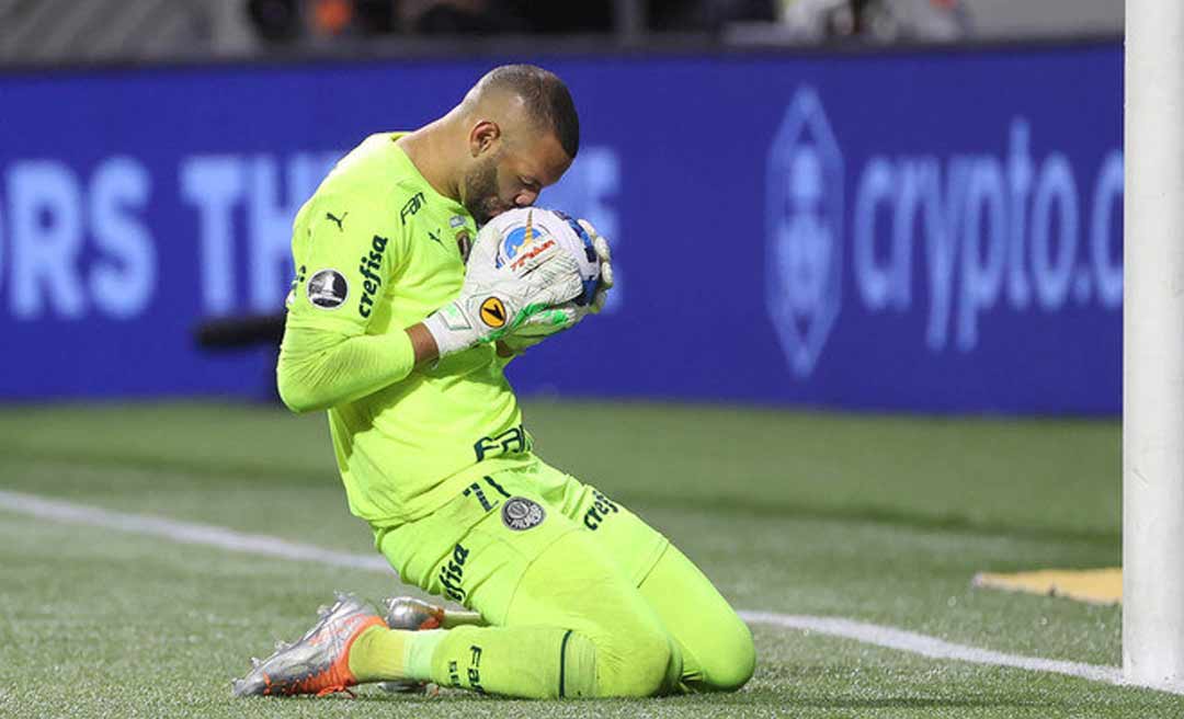Weverton entra em campo e vira o primeiro acreano a jogar uma Copa do Mundo 