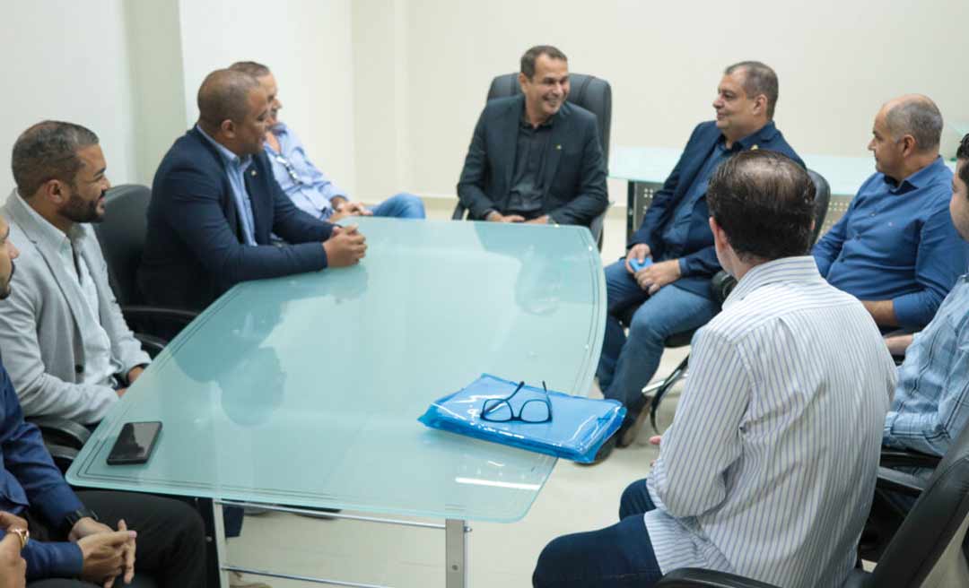 Seicetur Acre articula encontro com o Banco da Amazônia e trade turístico do Acre