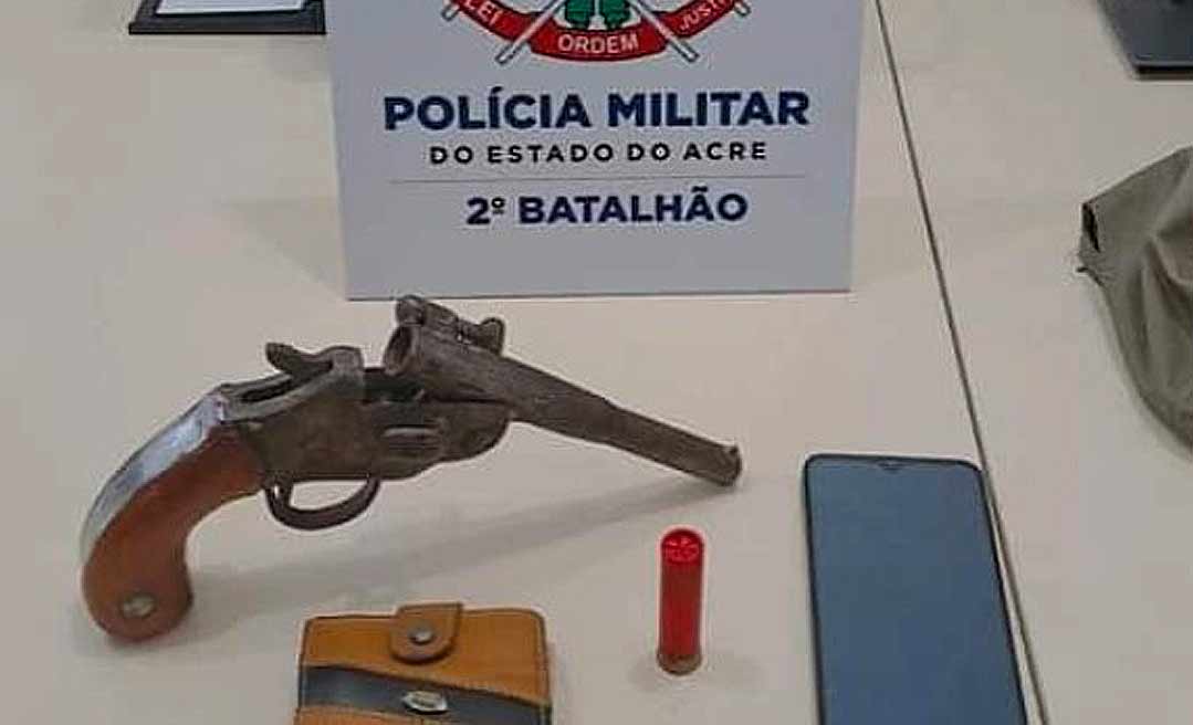 Após roubo em via pública, PM prende assaltante e apreende arma de fogo no bairro Canaã