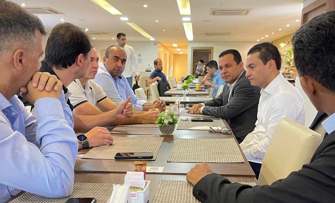 Clodoaldo Rodrigues se reúne com presidente nacional do Republicados em Rio Branco