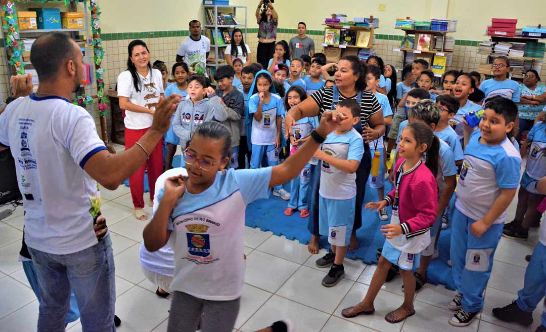 Prefeitura realiza dinâmica com temática ambiental em escolas de Rio Branco