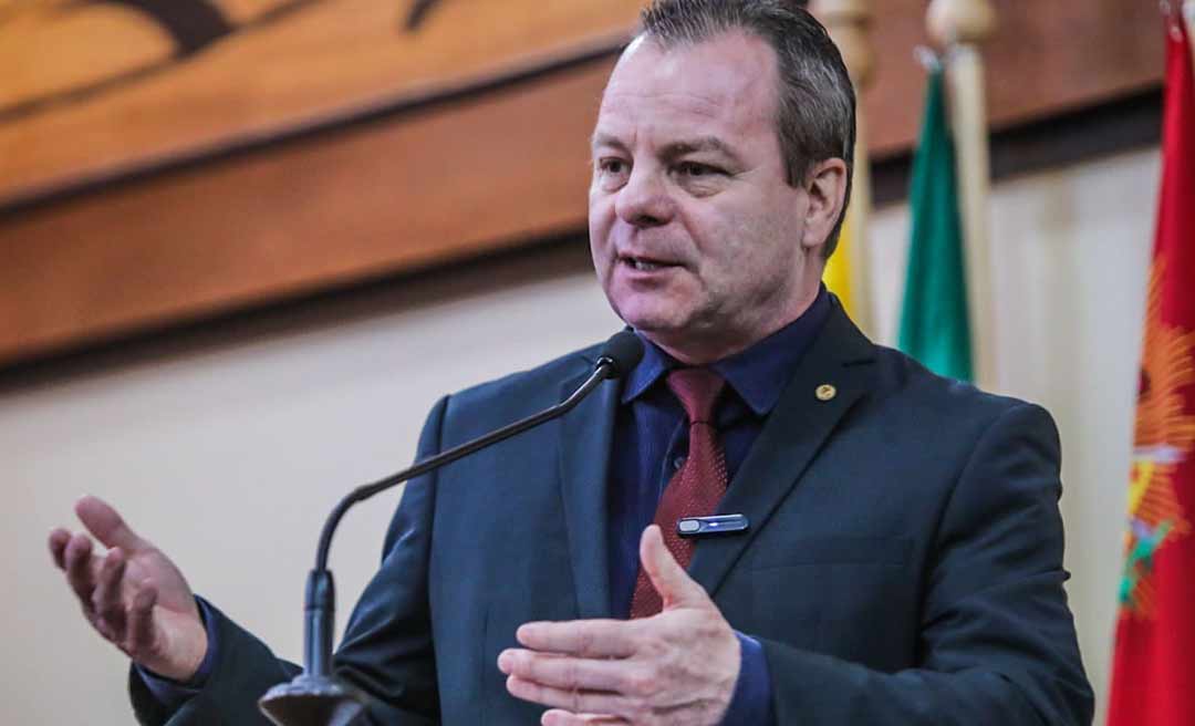 Pedro Longo comemora decisão tomada em audiência para a redução de atas de preços para obras públicas