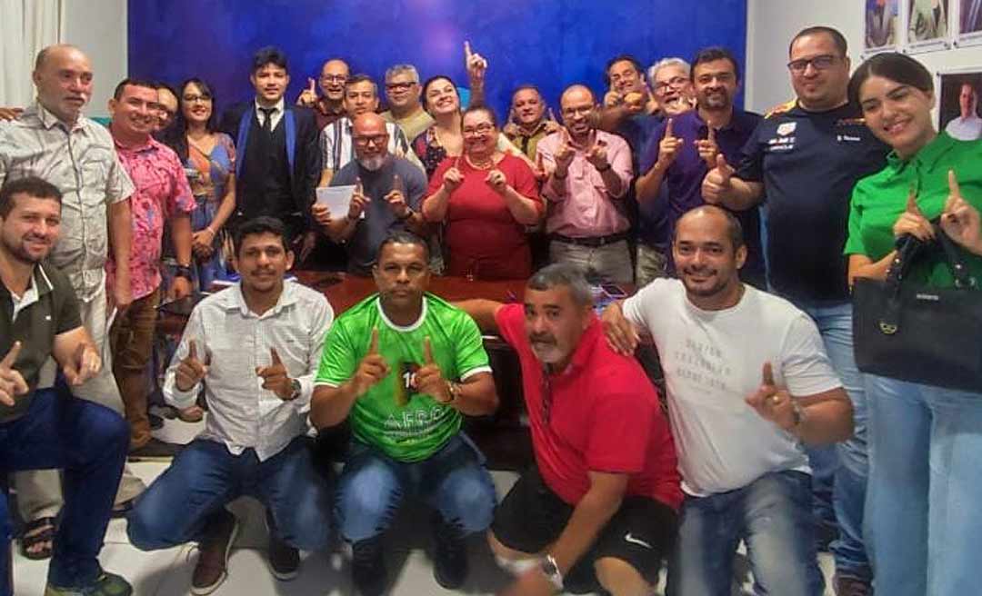 Em noite de lavagem de roupa suja no PP, militantes e comissionados reclamam de Gladson “blindado” e “petistas” no governo