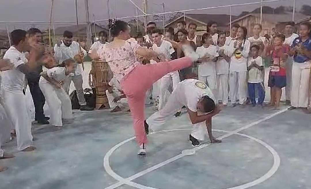 Prefeita de Tarauacá publica vídeo jogando capoeira no dia em que o MPAC pediu seu afastamento