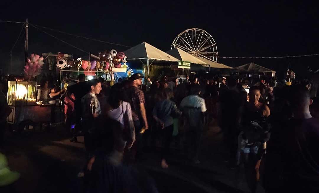 Segunda noite de Expoacre Juruá tem apagão
