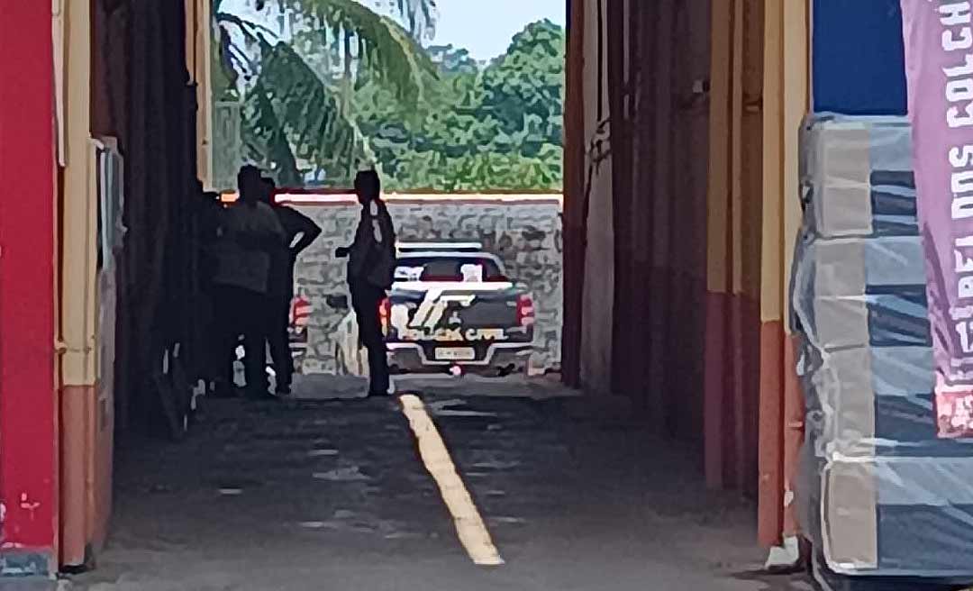 Policial federal é encontrado morto com marcas de disparo de arma de fogo em hotel de Epitaciolândia